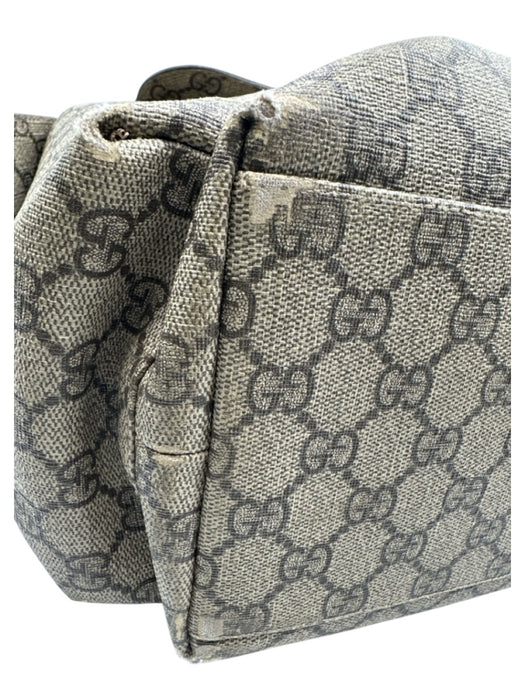 Gucci Beige Coated Canvas Pockets Guccissima Adjustable Strap Diaper Bag Bag Beige