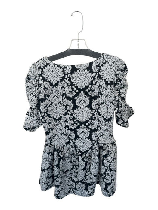 Betsey Johnson Size M Black & White Polyester Blend Eye Hook Close Floral Dress Black & White / M