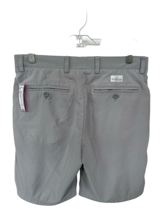 Vineyard vines Size 30 Grey polyester & spandex Pockets belt loops Men's Shorts Grey / 30