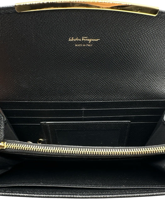 Salvatore Ferragamo Black Leather Flap Gold Hardware Horse Bit Wallets Black