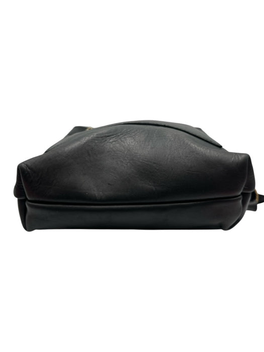 Portland Leather Black Leather Zip Close Adjustable Straps Pouch Backpack Bag Black