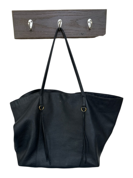 Hobo Black Leather Top Handles Magnetic Close Tote Bag Black / L