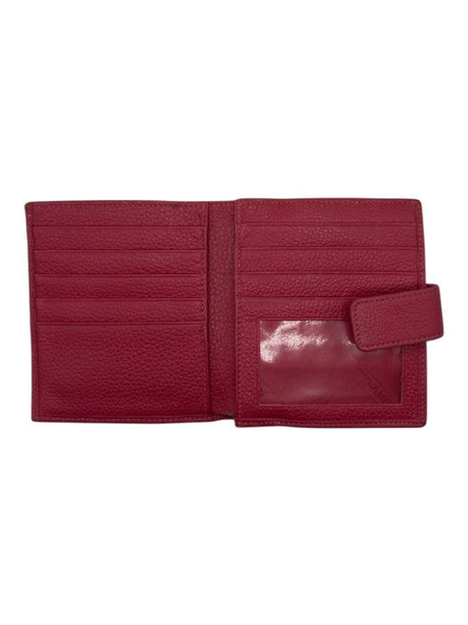 Longchamp Magenta Leather Bi-Fold Kiss Lock Wallets Magenta