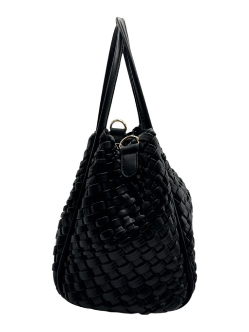 Black No Fabric Tag Leather Feel Woven Magnetic Snap Closure Hand Bag Black