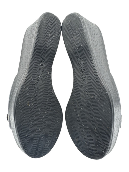 Salvatore Ferragamo Shoe Size 7.5 Black & Silver Pig Leather open toe Sandals Black & Silver / 7.5