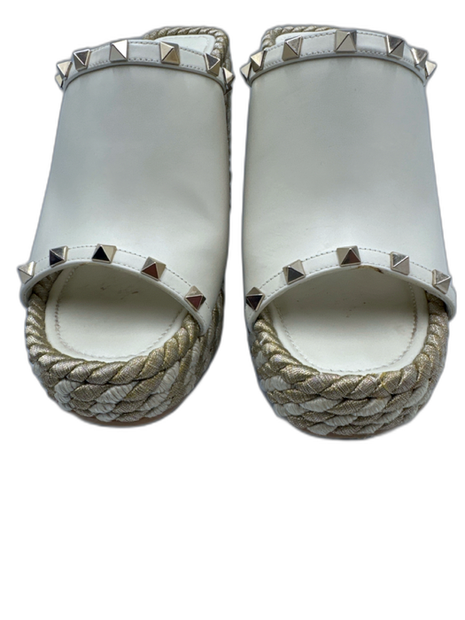 Valentino Garavani Shoe Size 40 Cream White Leather Upper Rockstud Mules Cream White / 40
