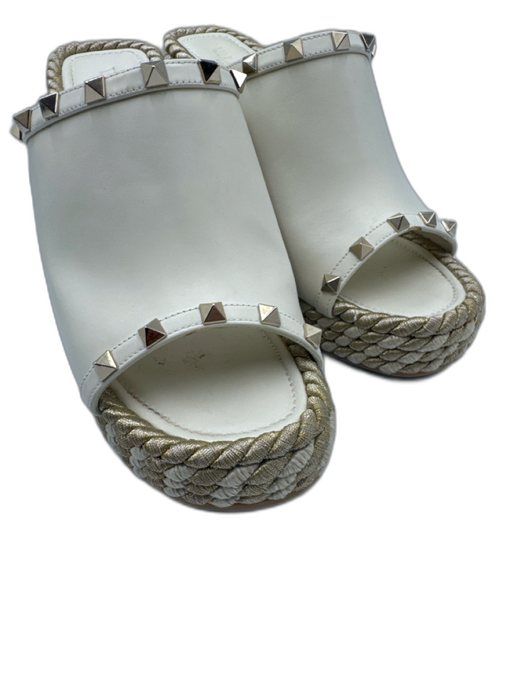 Valentino Garavani Shoe Size 40 Cream White Leather Upper Rockstud Mules Cream White / 40