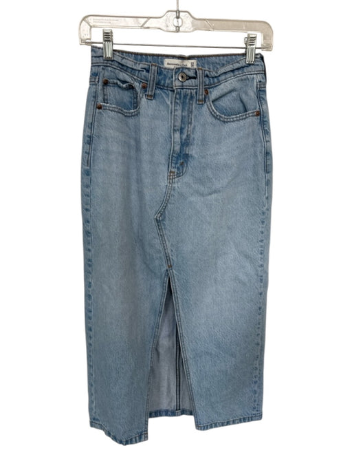 Abercrombie & Fitch Size 00 Light Wash Cotton High Waist Denim Midi Skirt Light Wash / 00