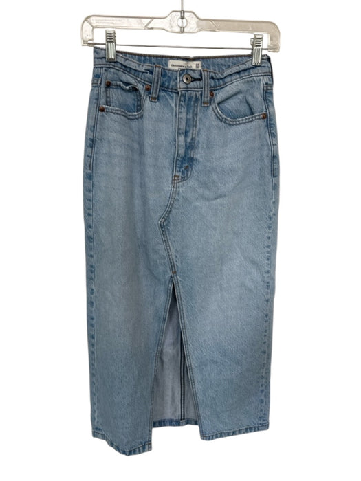 Abercrombie & Fitch Size 00 Light Wash Cotton High Waist Denim Midi Skirt Light Wash / 00