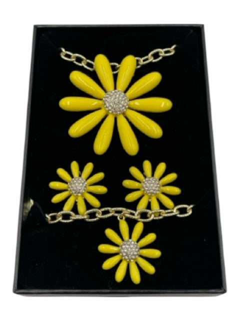 Heidi Daus Yellow Enamel & Crystal Metal chain Flower 4 Piece Jewelry Set Yellow
