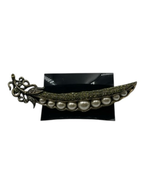 Heidi Daus Gold Tone, Green & White Antiqued Metal Rhinestone Pea Pod Brooch Gold Tone, Green & White