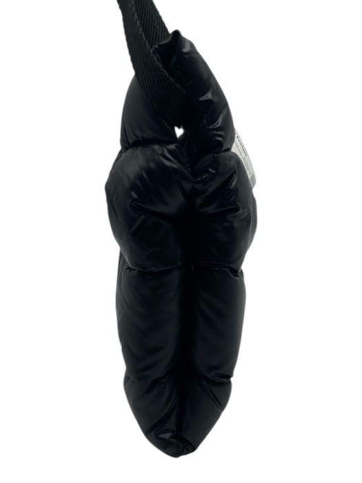 Moncler Black Nylon Puffer Crossbody Phone Bag Pouch Bag Black / XS