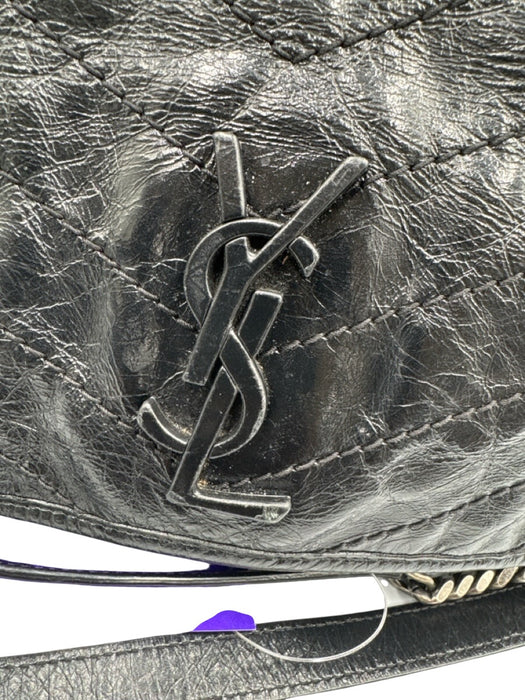 Yves Saint Laurent Black Leather Chain Crinkle Crossbody Bag Black / Medium