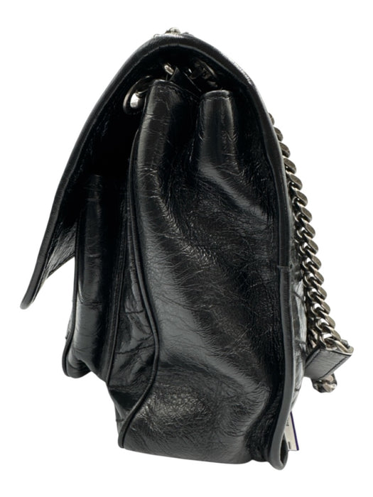 Yves Saint Laurent Black Leather Chain Crinkle Crossbody Bag Black / Medium