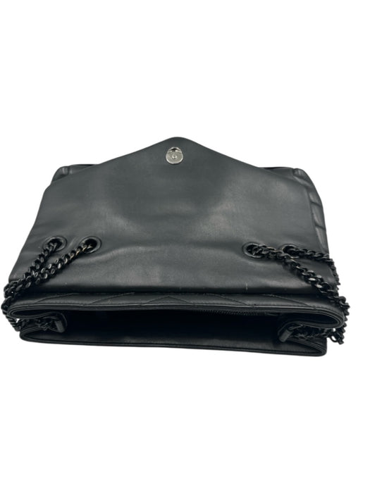 Yves Saint Laurent Black Leather Chevron Shoulder & Crossbody Straps Chain Bag Black / Medium