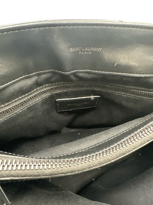 Yves Saint Laurent Black Leather Chevron Shoulder & Crossbody Straps Chain Bag Black / Medium