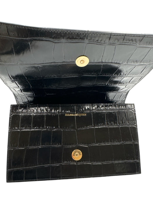 Alexander McQueen Black Leather Croc Embossed Brass Knuckle Flap Top Bag Black / Medium