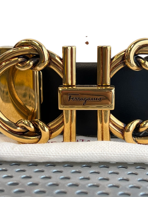 Salvatore Ferragamo Black Leather Gold hardware Logo Belts Black / Medium