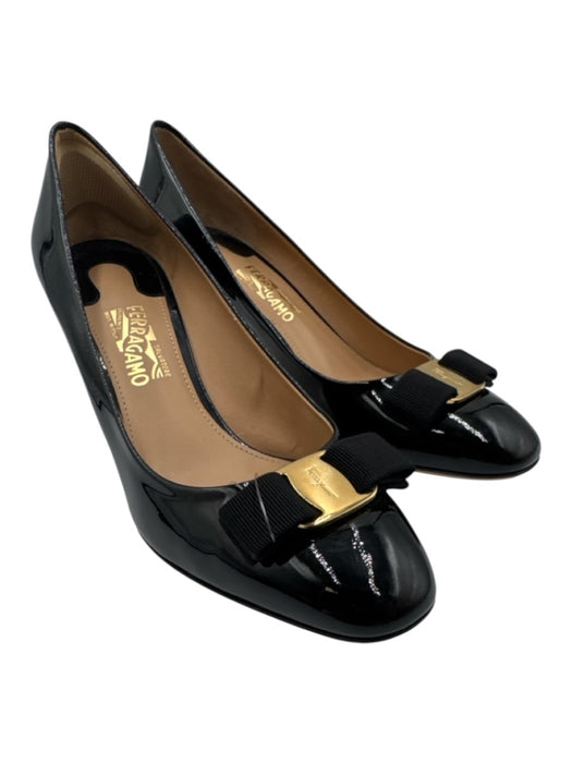 Salvatore Ferragamo Shoe Size 9.5 Black Leather Upper Patent Vara Bow Pumps Black / 9.5