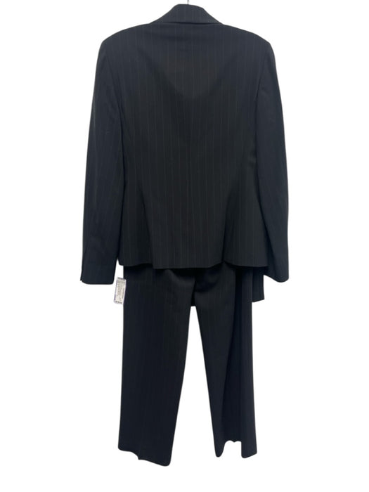 Max Mara Black & Gray Wool Pinstripe 3 Piece Set Blazer Suit Jacket Set Black & Gray / 6