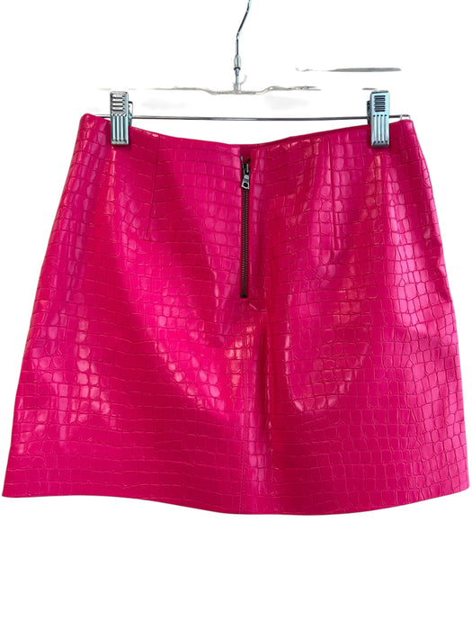 Alice + Olivia Size 0 Pink Polyethylene Back Zip Reptile Embossed Mini Skirt Pink / 0