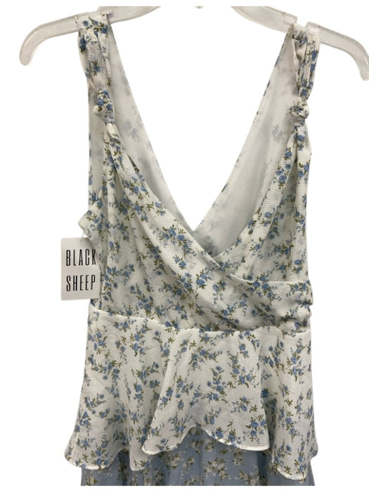 En Saison Size S White, Blue, Green Polyester Sleeveless Surplice Floral Dress White, Blue, Green / S