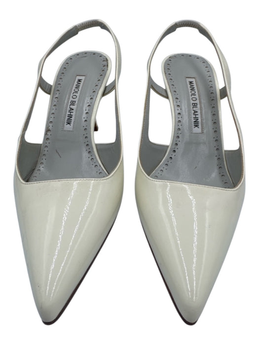 Manolo Blahnik Shoe Size 36 Cream Leather Pointed Toe Patent Slingback Pumps Cream / 36