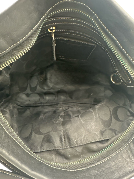 Coach Black Leather adjustable shoulder Tassle Chain Zipper Bag Black / Small