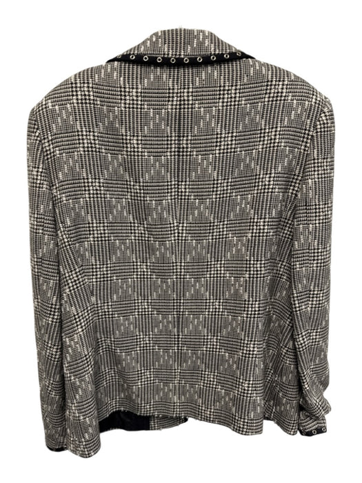 Escada Size 44/42 White, Black, Beige New Wool Blend Hook & Eye Collar Skirt Set White, Black, Beige / 44/42