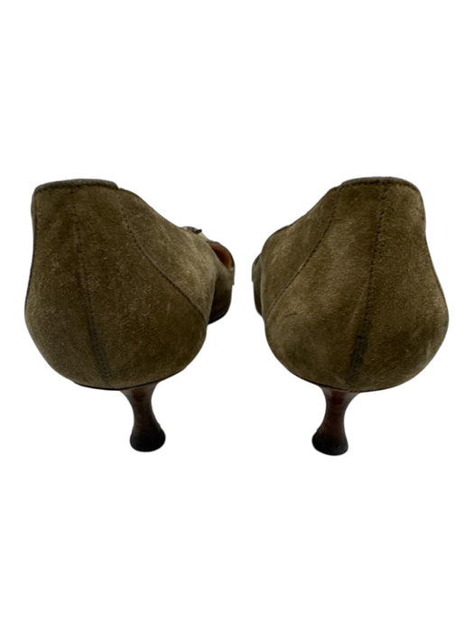 Manolo Blahnik Shoe Size 38.5 Olive Green & Brown Suede & Leather Tassle Pumps Olive Green & Brown / 38.5