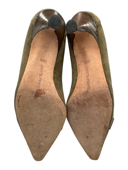 Manolo Blahnik Shoe Size 38.5 Olive Green & Brown Suede & Leather Tassle Pumps Olive Green & Brown / 38.5