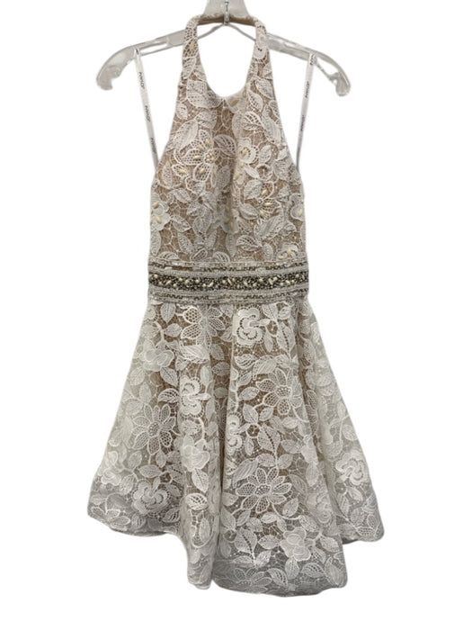 Jovani Size 4 White, Black, Cream Polyester Sleeveless Floral Lace Beaded Dress White, Black, Cream / 4