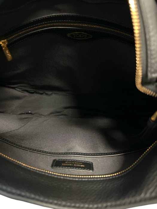 Tod's Black Leather Pebbled Shoulder Bag Hobo Dust Bag Incl. Bag Black / Large