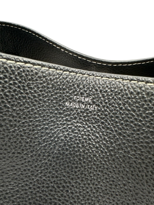 Toteme Black Leather Pebbled Stiching Crossbody Strap Incl Bucket Bag Black / Small
