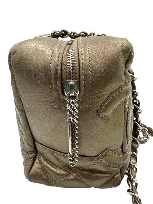 Chanel Gold Taupe Leather Chain Strap Quilted Interlocking CC Zip Close Bag Gold Taupe / Small