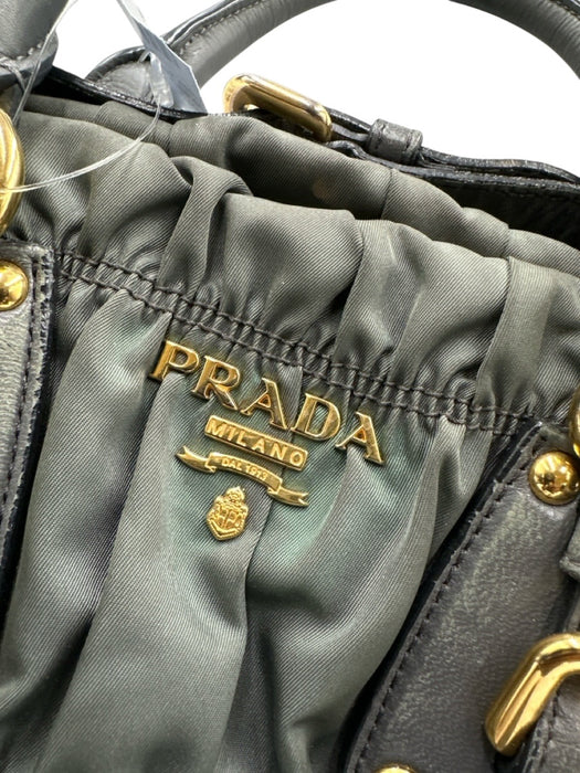 Prada Green Nylon Leather trim Logo Pleated Zip Bag Green / Medium