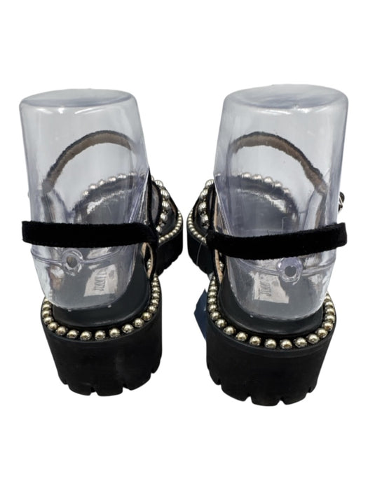 Jimmy Choo Shoe Size 35.5 Black & Silver Leather Foam Sole Studded Sandals Black & Silver / 35.5