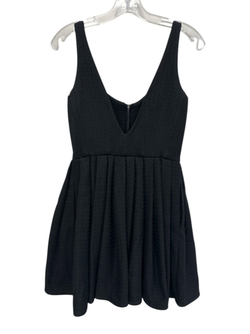 Alexis Size XS Black Cotton Blend Sleeveless Pleated Mini Pockets Dress Black / XS
