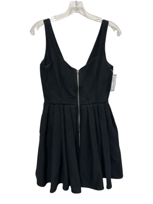 Alexis Size Small Black Cotton Blend Sleeveless Pleated Mini Pockets Dress Black / Small