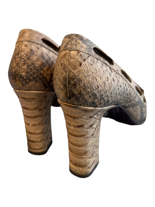 Via Spiga Shoe Size 8 Snake Skin Animal Print Bow Velvet Detail Pump Shoes Snake Skin / 8