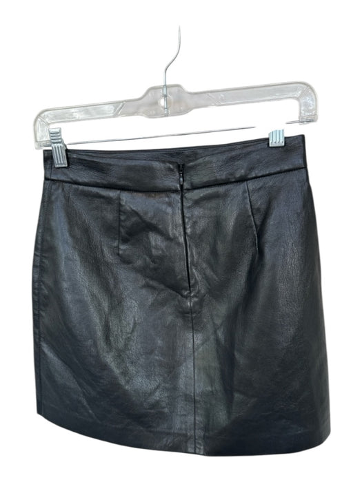 Wilfred Size 2 Black Vegan Leather High Waist Slit Mini Skirt Black / 2