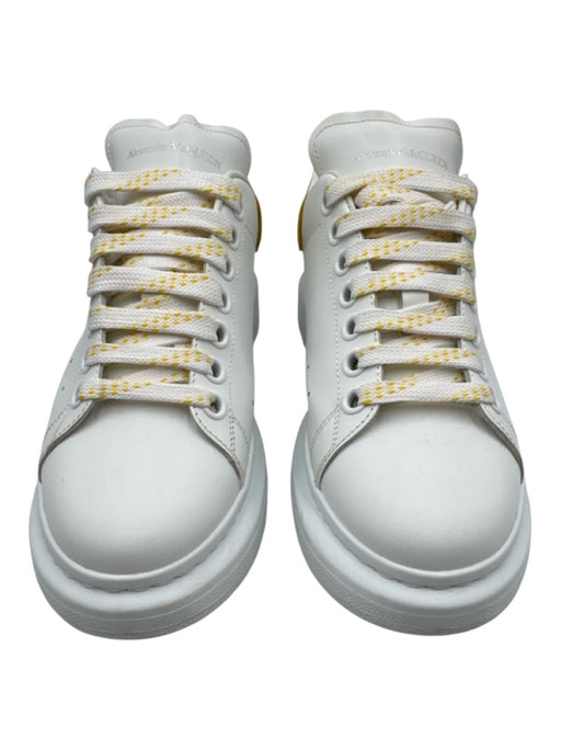 Alexander McQueen Shoe Size 39 White & Gold Leather Lace Up Platform Sneakers White & Gold / 39