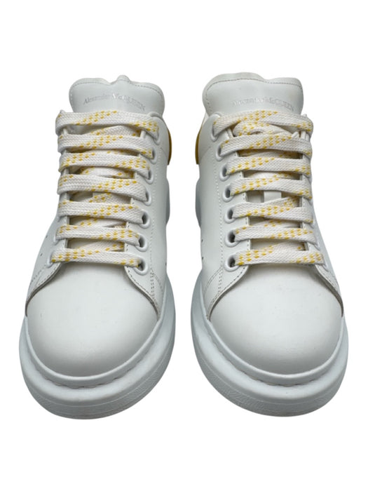 Alexander McQueen Shoe Size 39 White & Gold Leather Lace Up Platform Sneakers White & Gold / 39