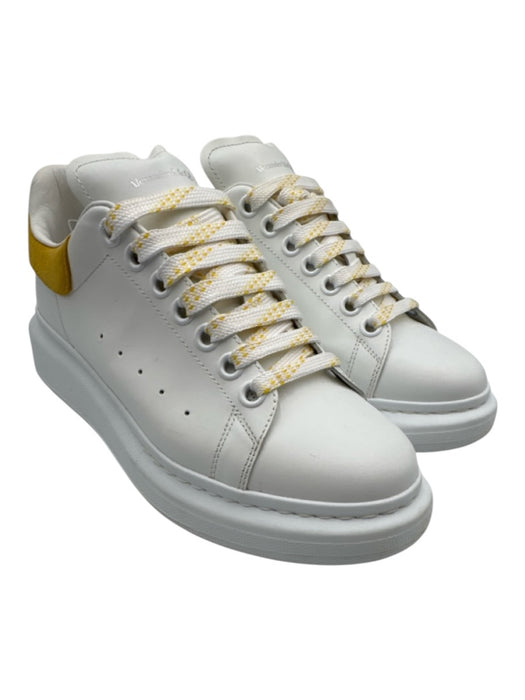 Alexander McQueen Shoe Size 39 White & Gold Leather Lace Up Platform Sneakers White & Gold / 39