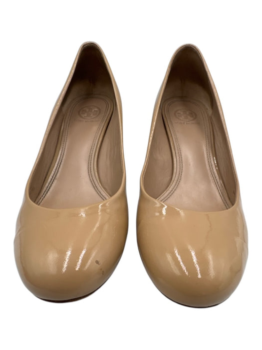 Tory Burch Shoe Size 9 Tan Patent Leather Shine Detail Round Toe Wedge Sandals Tan / 9