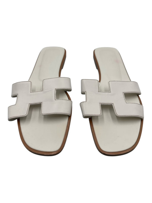 Hermes Shoe Size 39 White & Brown Calfskin Leather Cut Out Slide Sandals White & Brown / 39
