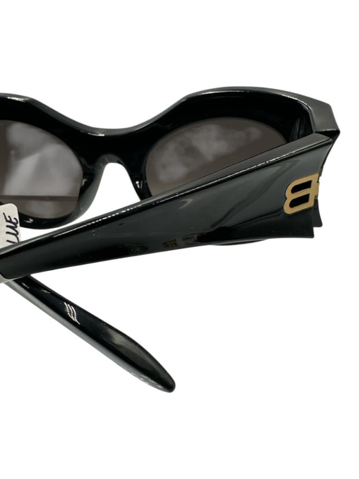 Balenciaga Blue Black Acetate Logo Curved Cat Eye Sunglasses Blue Black
