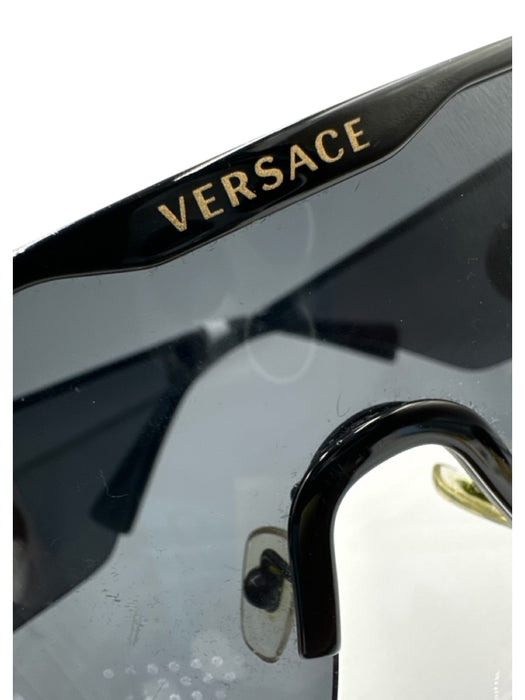 Versace Black Acetate Oversized medusa insignia Shield Sunglasses Black