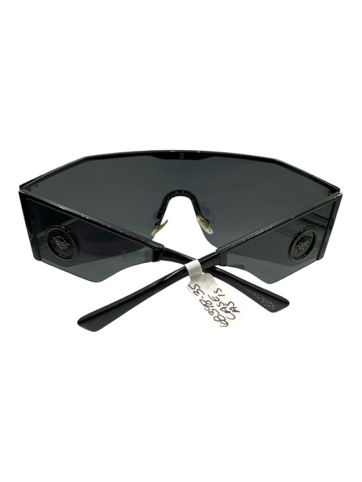 Versace Black Acetate Oversized medusa insignia Shield Sunglasses Black