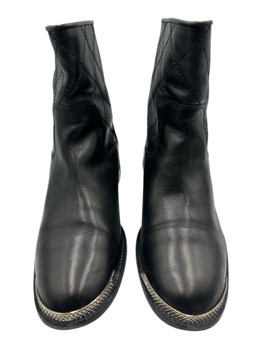 Chanel Shoe Size 39.5 Black Leather silver tone hardware Diamond Stitch Boots Black / 39.5